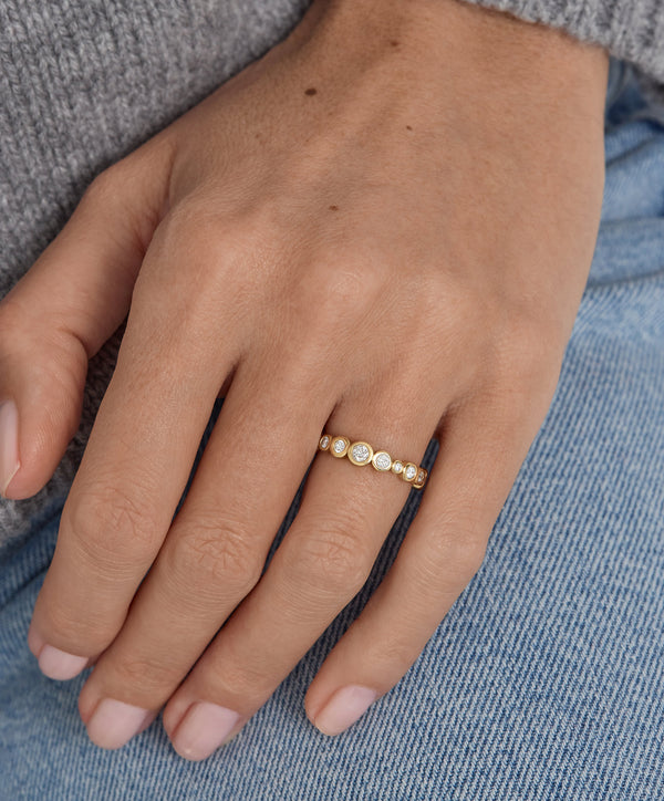 Stella Ring